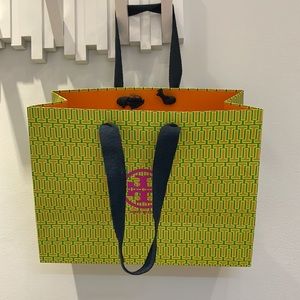 Tory Burch signature paper shopping bag - excellent condition